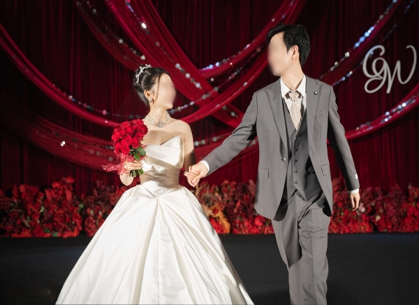 婚禮篇丨紅宴啟，愛無終 —— 與你共赴熱烈時光